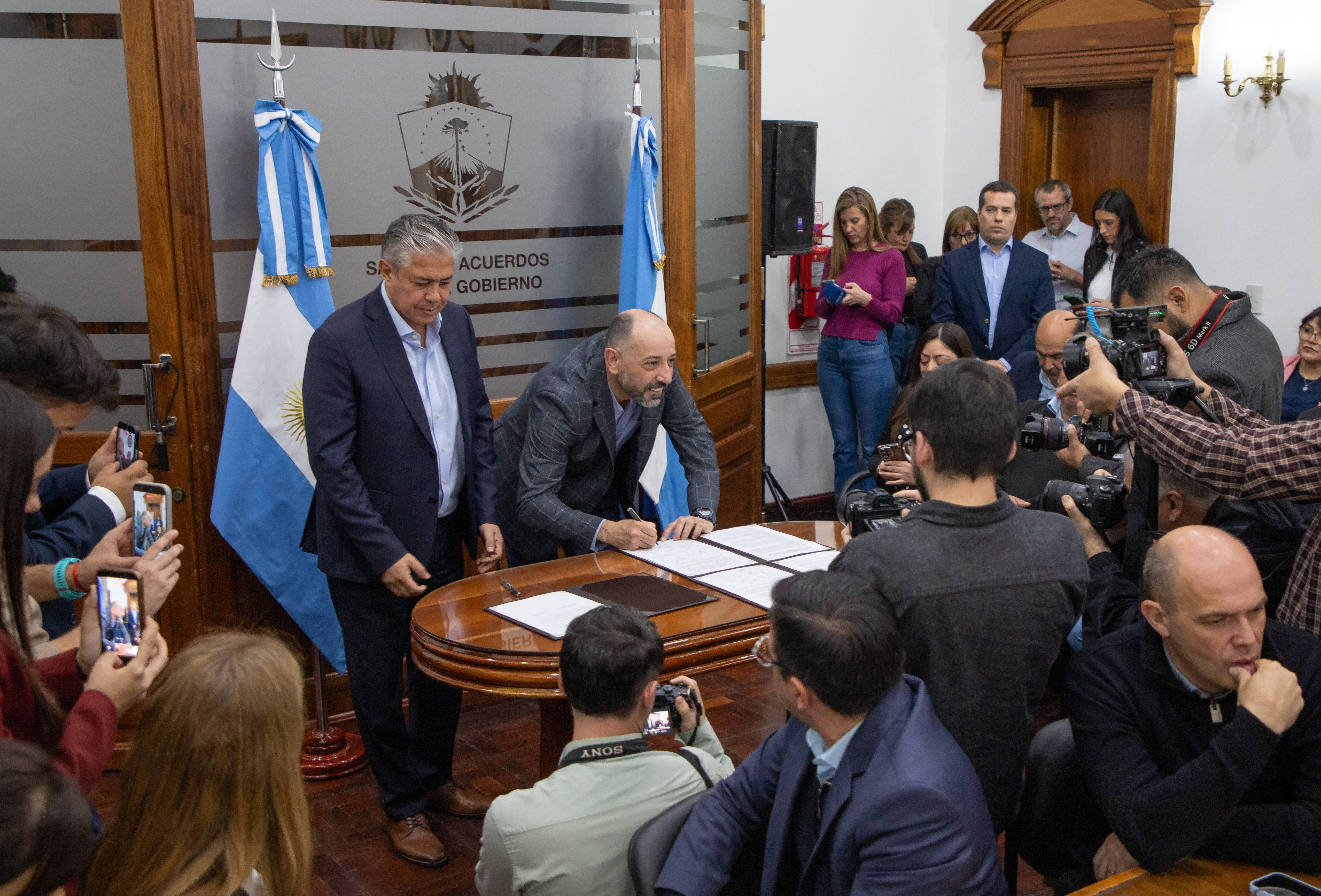 Villa Pehuenia Moquehue podrá acceder al 100% de financiamiento provincial para obras